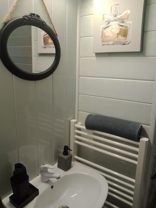Micro Maison Isba Sedan Givonne Buitenkant foto